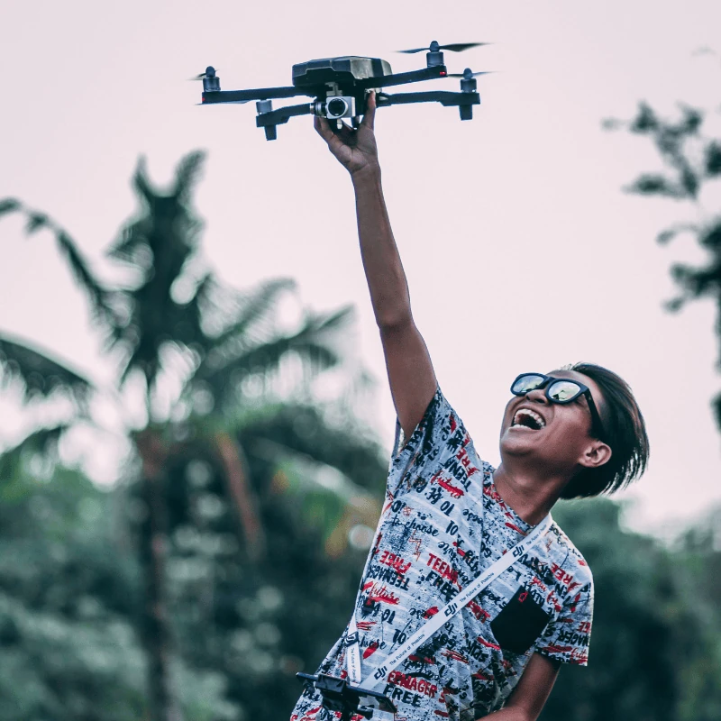 Dron dla początkujących, jak rozpocząć swoją przygodę?